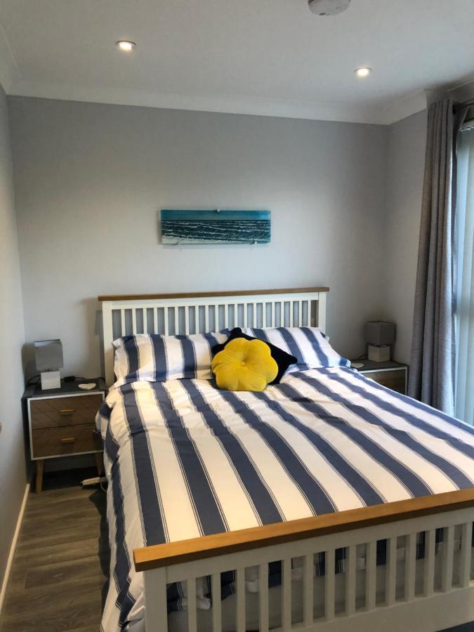 Captivating 2-Bed Villa In Millendreath Near Looe Bagian luar foto