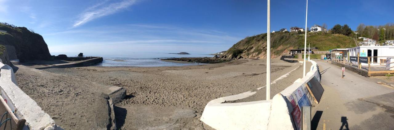 Captivating 2-Bed Villa In Millendreath Near Looe Bagian luar foto