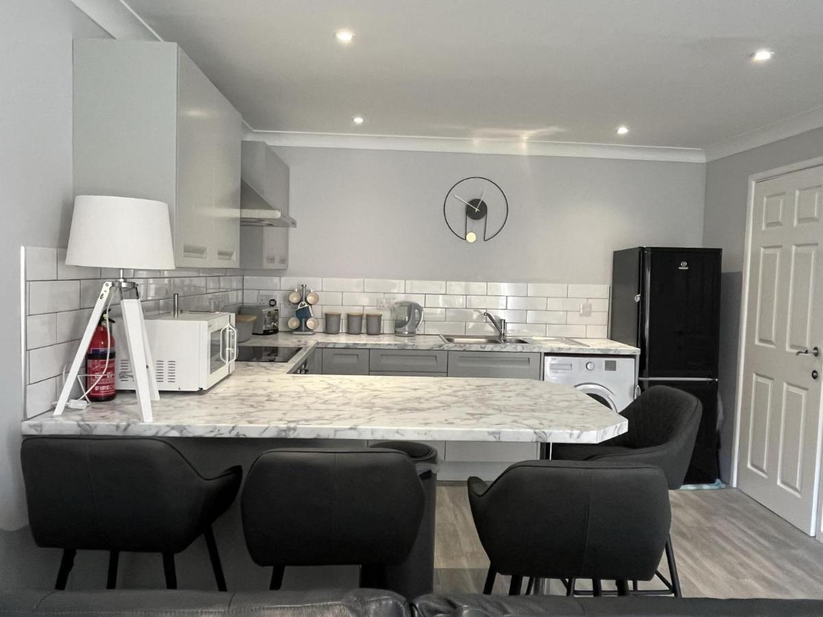 Captivating 2-Bed Villa In Millendreath Near Looe Bagian luar foto